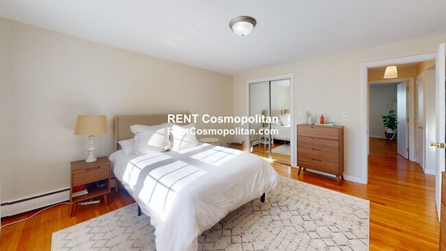 Foto del edificio - 27 Arlington Rd