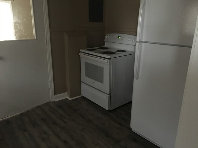 Foto del edificio - Nice 2bed/1bath on a quiet street
