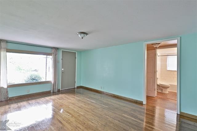 Building Photo - 2428 Maple St
