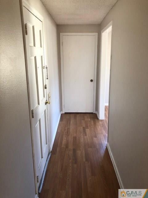 Foto del edificio - 309N Sharon Way