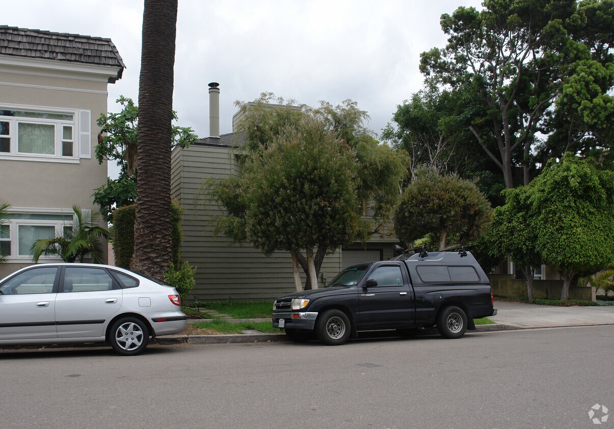Foto del edificio - 3675 7th Ave
