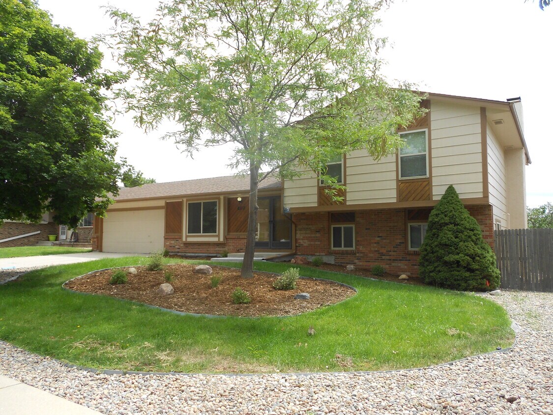 8112 Brigantine Dr, Colorado Springs, CO 80920 House for Rent in