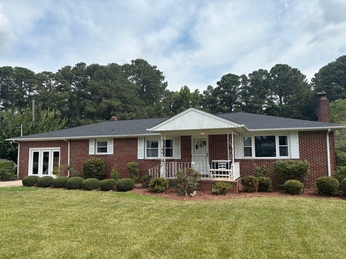Photo - 2164 Wolfsnare Rd (Virginia Beach, VA)