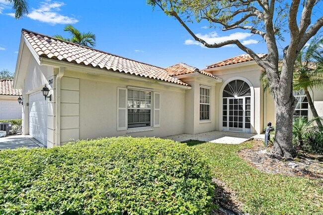 Foto del edificio - 7243 Elkhorn Dr