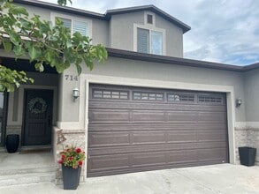 Building Photo - 714 S 150 E