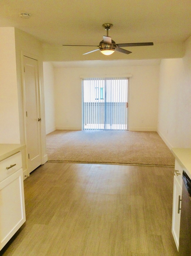 Building Photo - Sierra Regency Apartments