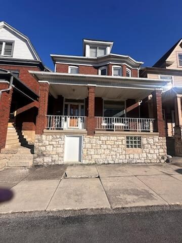 Primary Photo - 1531 2nd Ave