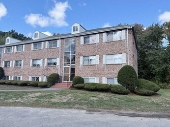 Building Photo - 19 Fernview Ave