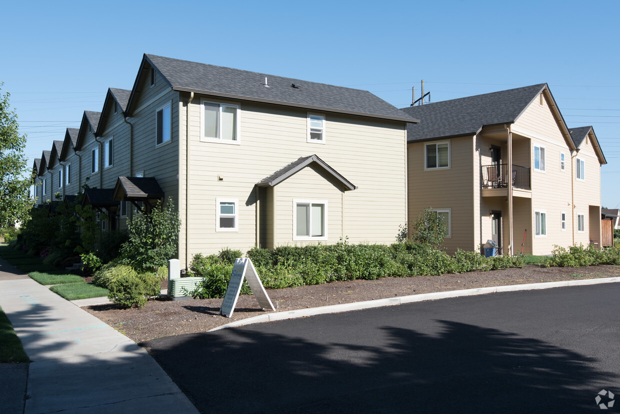 Foto del edificio - Jacobs Drive Apartments