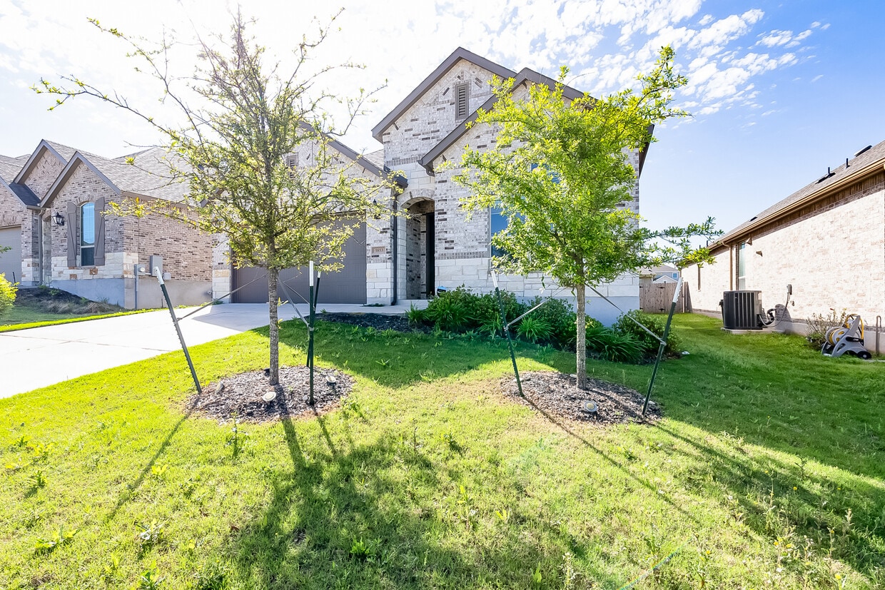 Foto del edificio - 5853 Round Rock Ranch Blvd