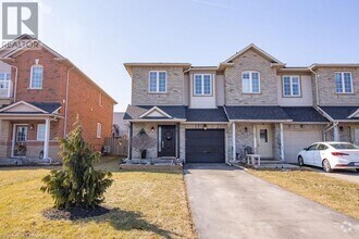 Building Photo - 66 Whitefish Crescent