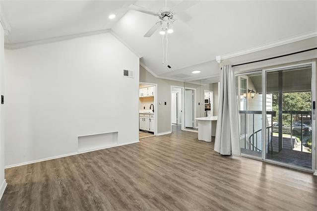 Foto del edificio - 6220 Bentwood Trail