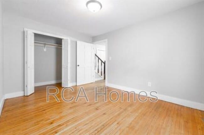 Building Photo - 1157 Villa Ave