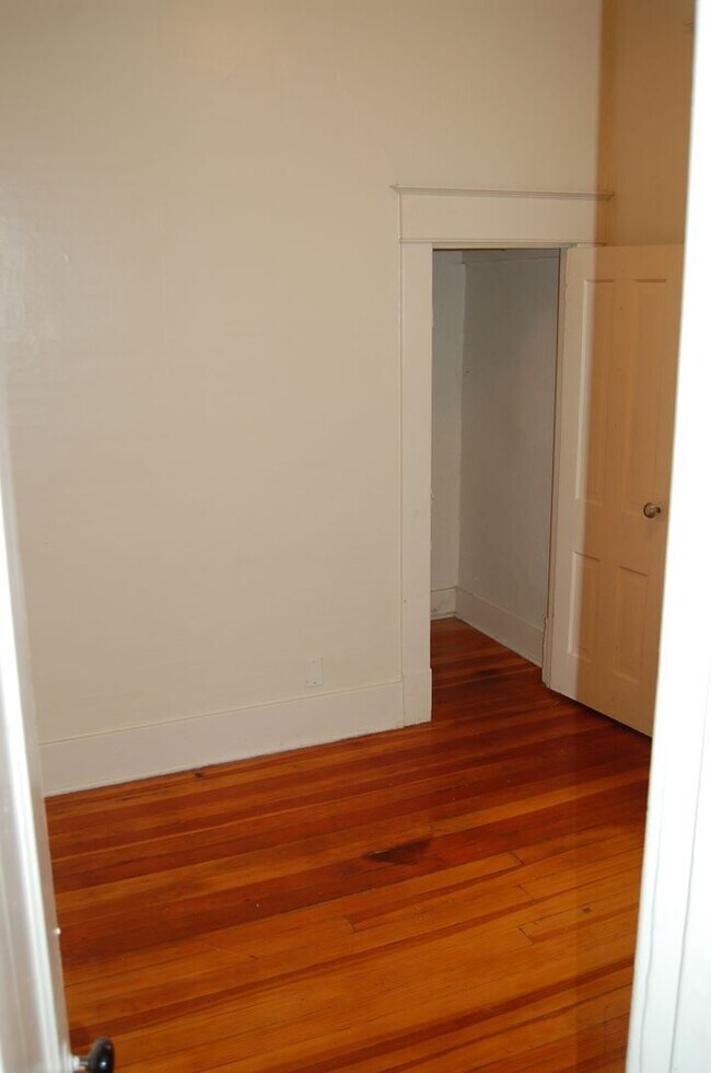 Foto del edificio - 1742 S 14th St