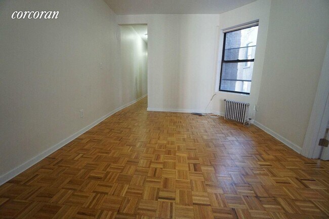 Building Photo - 510 W 134th St