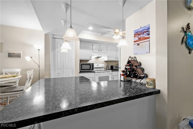 Foto del edificio - 1203 SW 48th Terrace