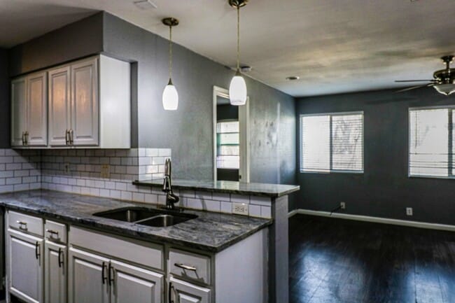 Foto del edificio - 2301 Tern Cir