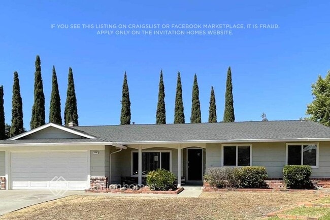 Building Photo - 2308 Wildwood Ct