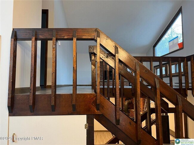 Foto del edificio - 3322 Woodland Dr