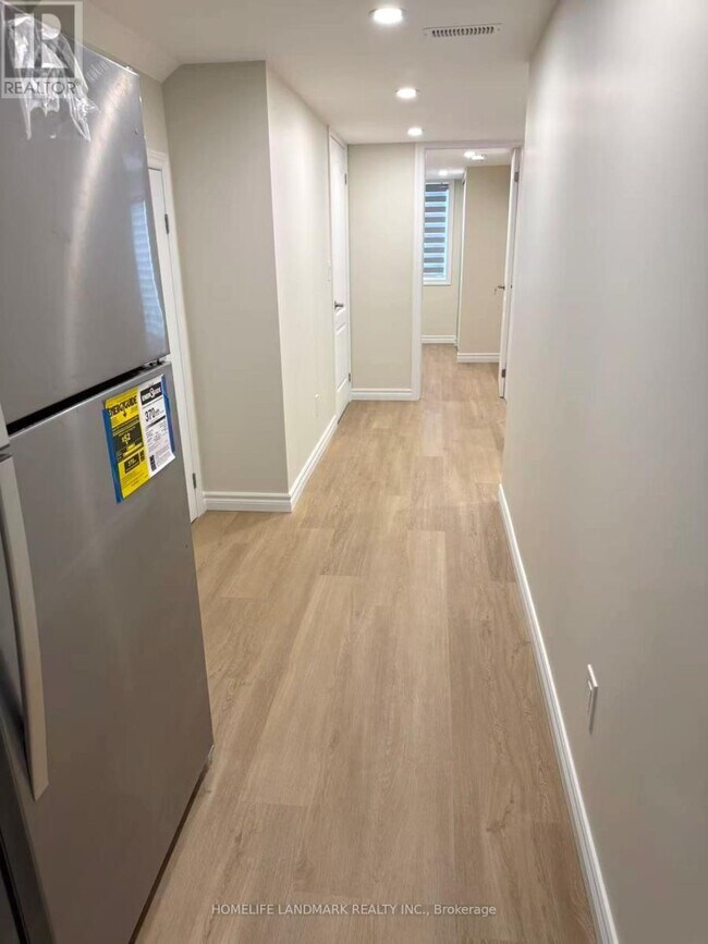 Photo du bâtiment - 1275 Winding Wds Trl