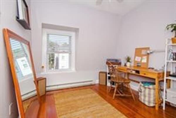 Foto del edificio - 539 E 4th St