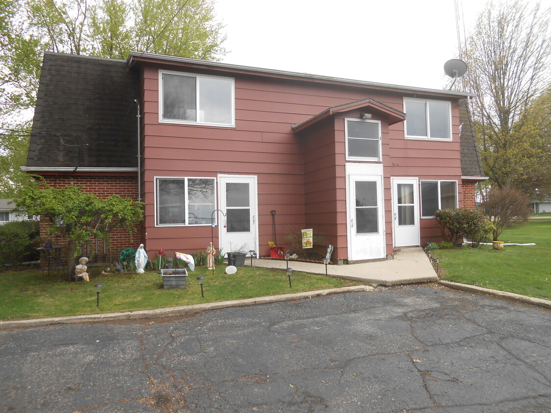 Primary Photo - 1112 Harmony Ave