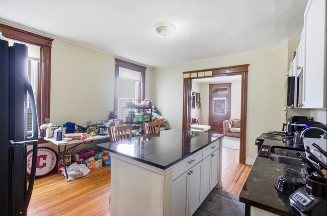 Photo - 2328 Stratford Ave Apartment