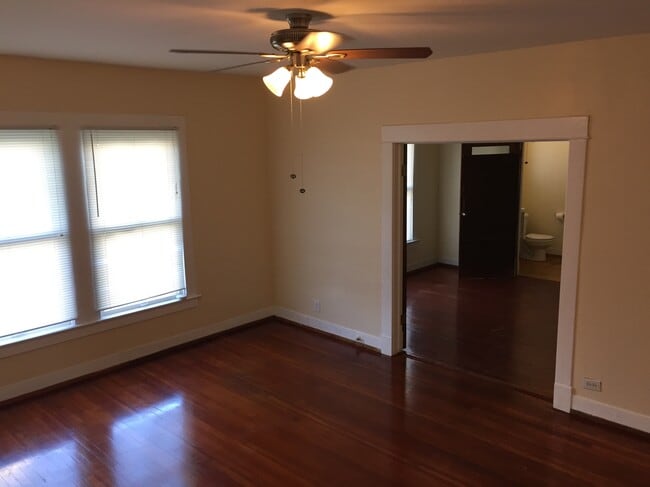 Building Photo - 112 E Courtland Pl