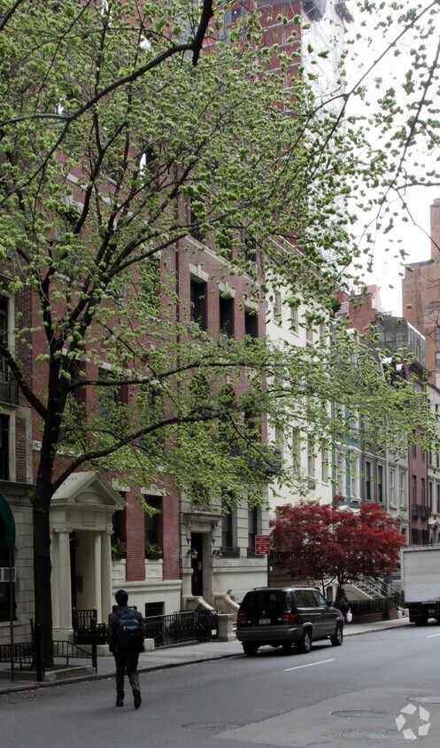 Foto del edificio - 109 E 38th St