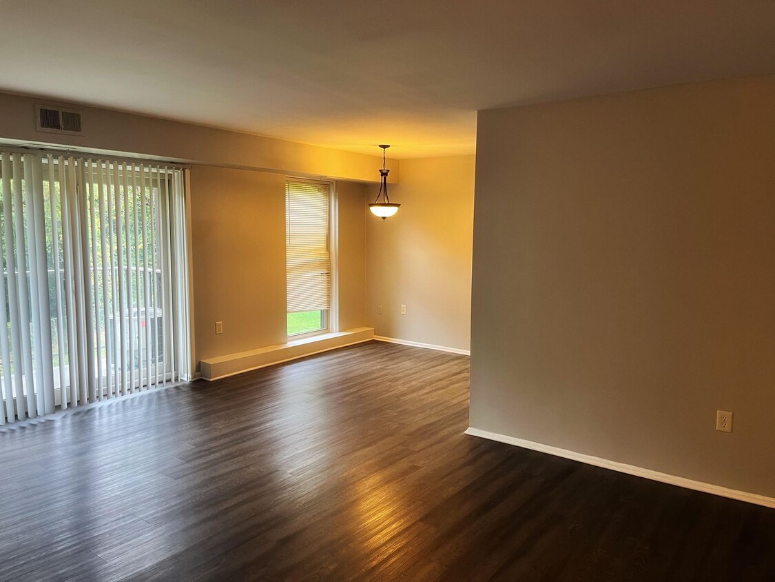 Foto principal - 2 Bed 1 Bath Bladensburg, MD