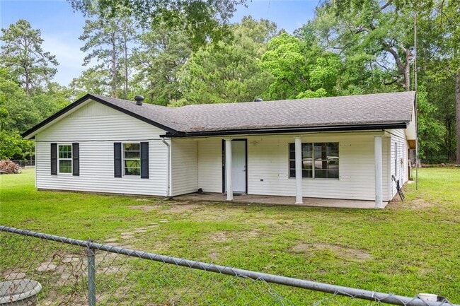 Building Photo - 20339 Pin Oak Loop