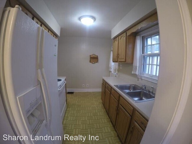 Building Photo - 4 br, 1 bath House - 1312 Southgate Ave