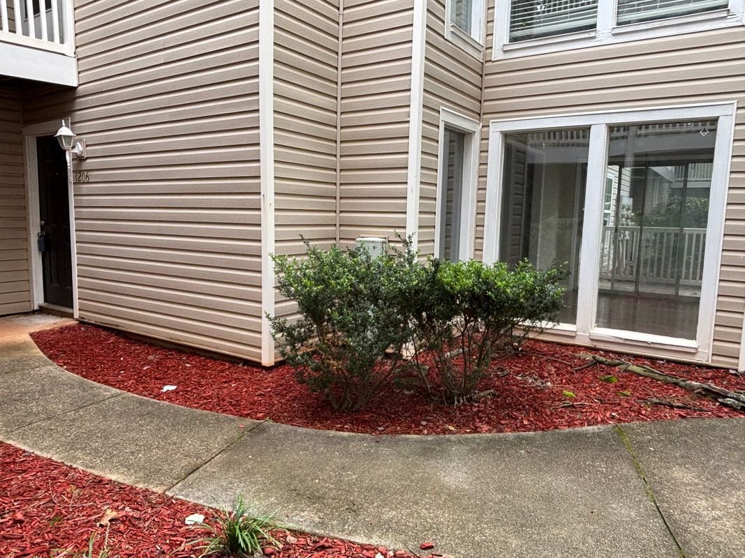 Primary Photo - 1206 Augusta Dr