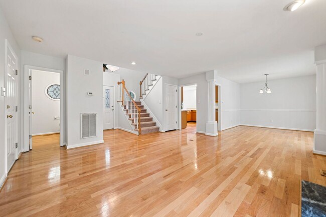 Foto del edificio - Fabulous 4 Bedroom House in Central Chapel...