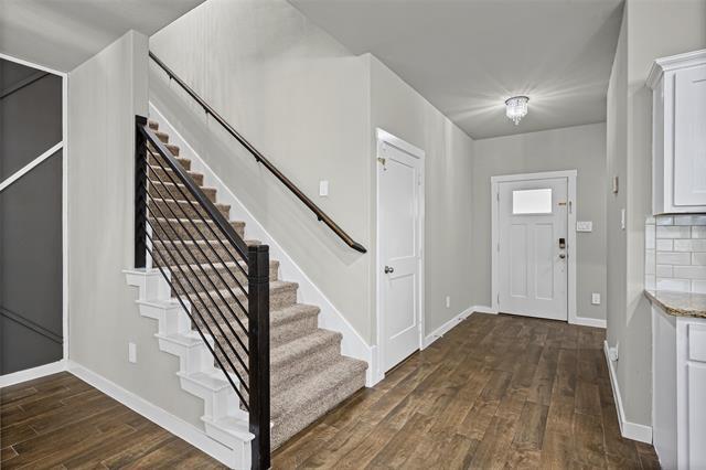 Foto del edificio - 9352 Herringbone Dr