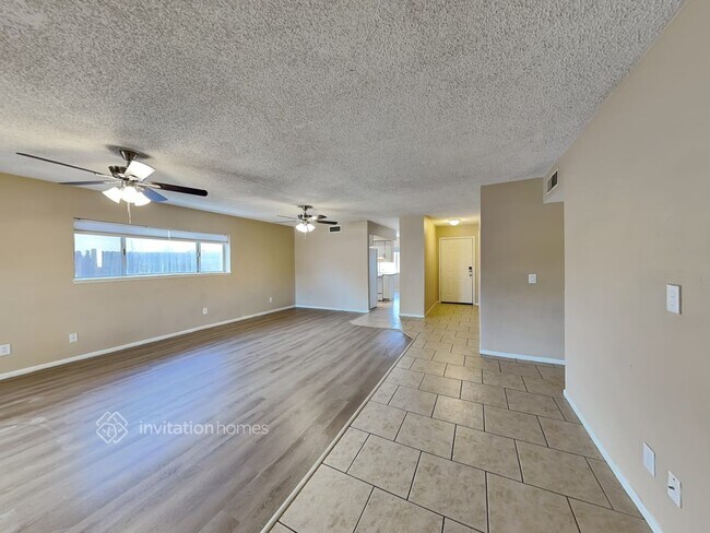 Building Photo - 10412 W Monterosa St