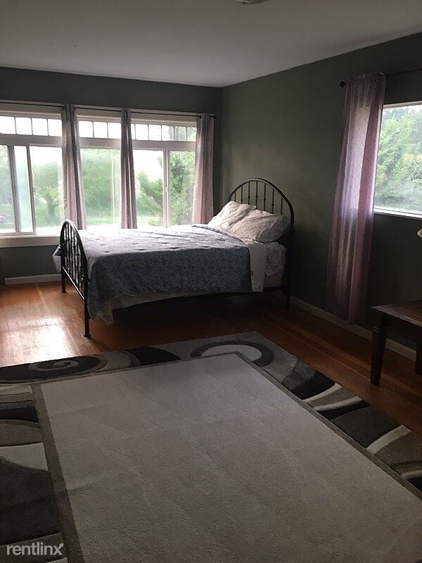 Foto del edificio - 6202 East Green Lake Way N