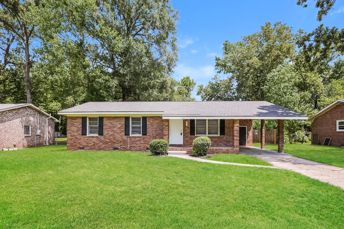 Primary Photo - Wonderful Home in Goose Creek!