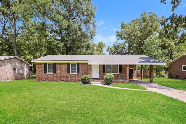 Building Photo - 221 N Pandora Dr
