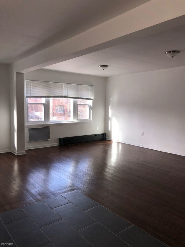 Building Photo - 4037 202nd St