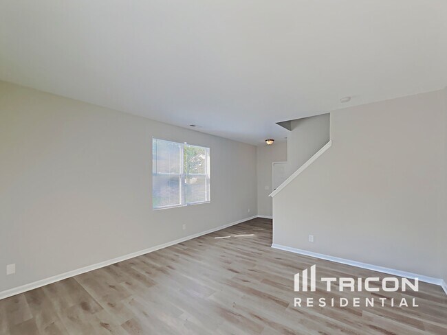 Foto del edificio - 12102 Downy Birch Rd