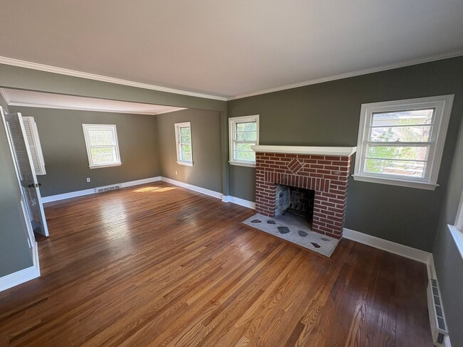 Building Photo - 200 Burr Street Ext