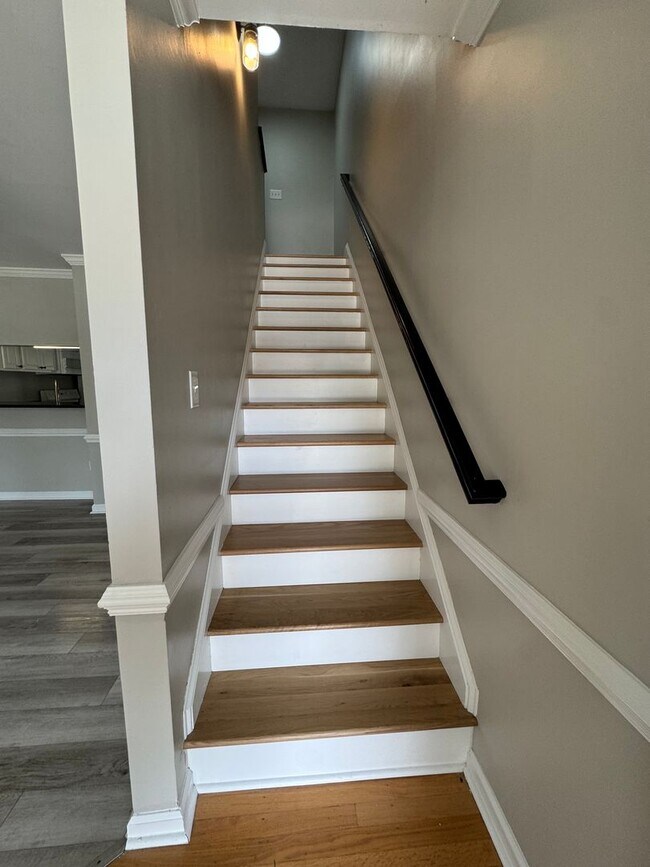 Foto del edificio - FAIRWAY TOWNHOMES