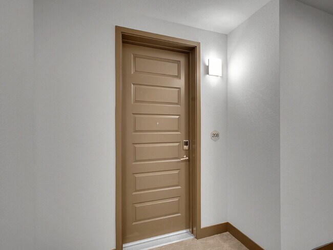 Building Photo - $2,195 - 2 Bed, 2 Bath Condo in Broomfield...