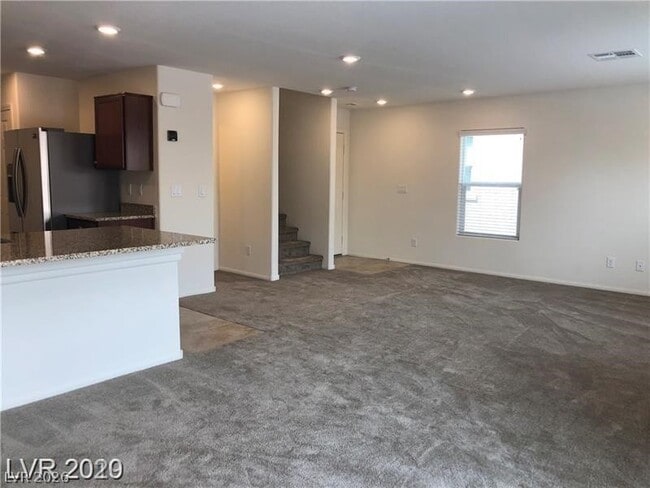 Building Photo - 7576 Slipper Orchid St