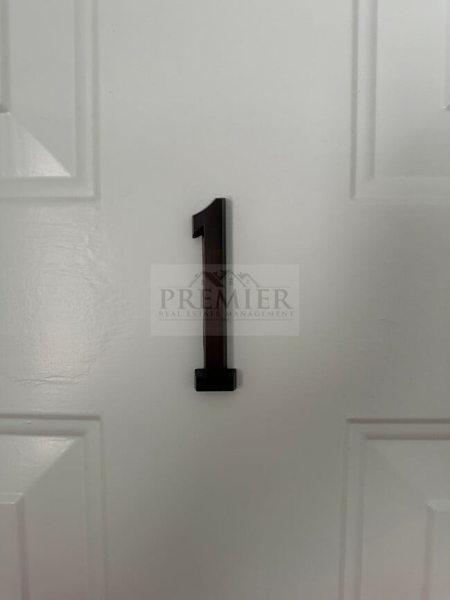 Building Photo - 9314 Reeder Dr