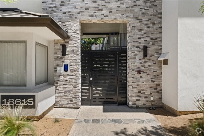 Building Photo - Gateway Tarzana Apartments