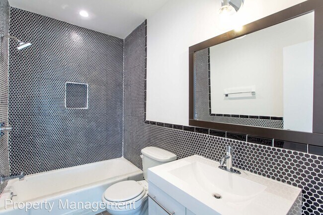Foto del edificio - 11807 Courtleigh Dr