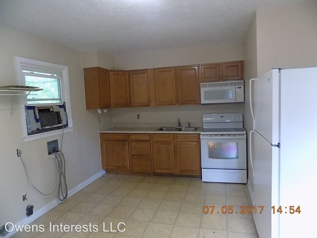 Building Photo - 4 br, 1.5 bath House - 453 Hollow Creek Road