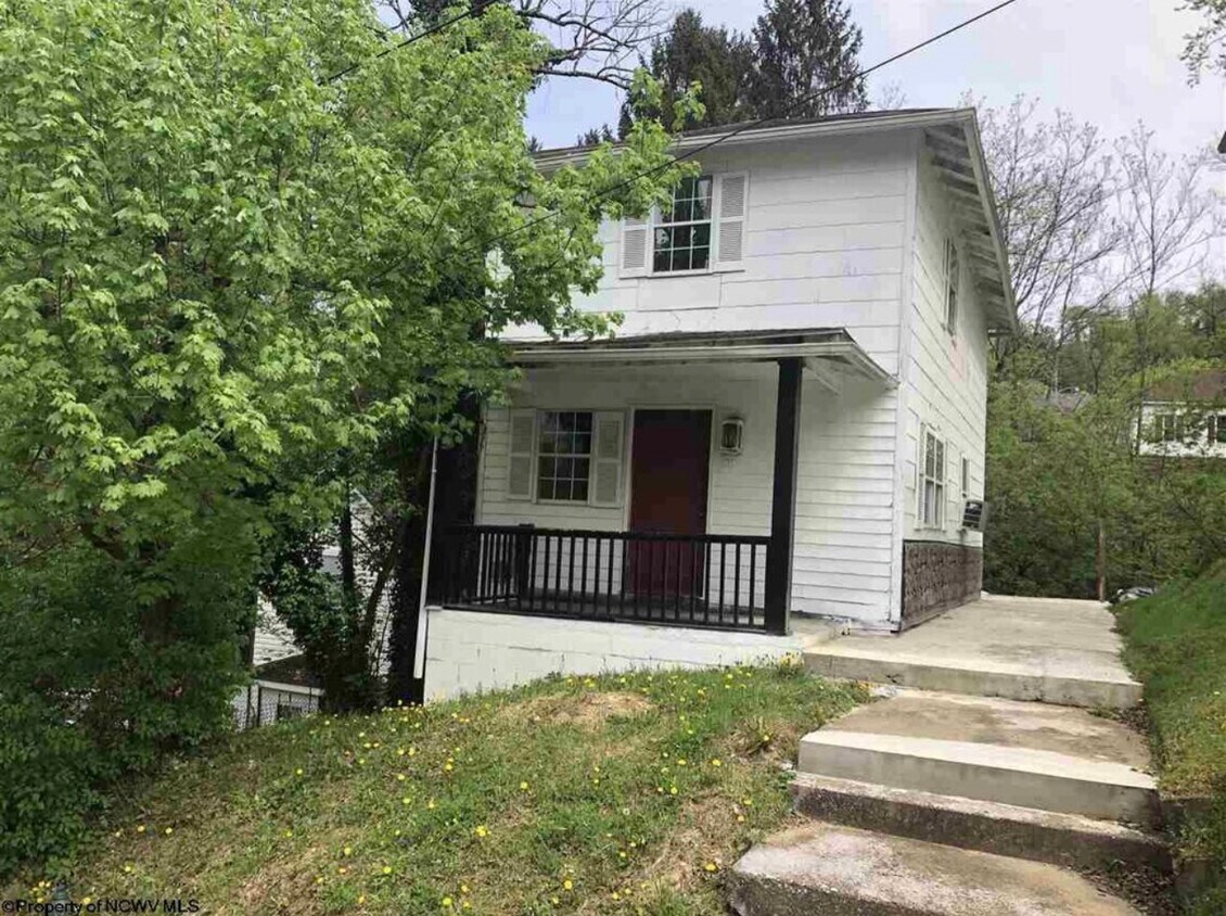103 Shuttlesworth St, Clarksburg, WV 26301 House Rental in Clarksburg